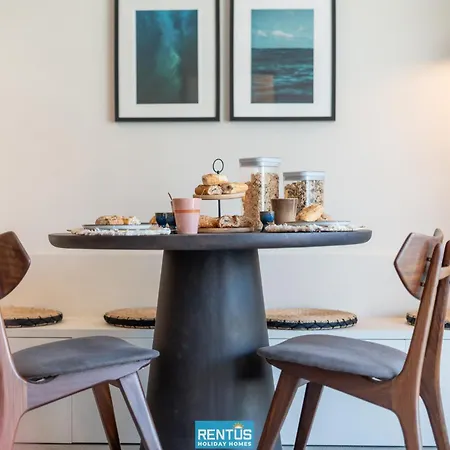 C - With Sea View Апартаменты