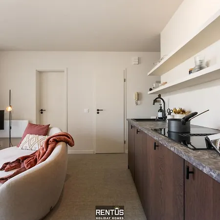 Appartement C - With Sea View *