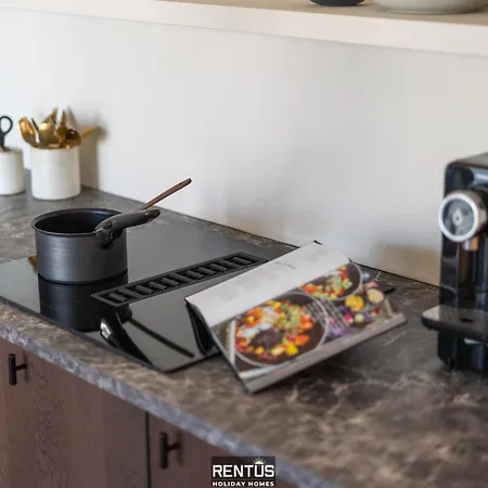 Апартаменты C - With Sea View